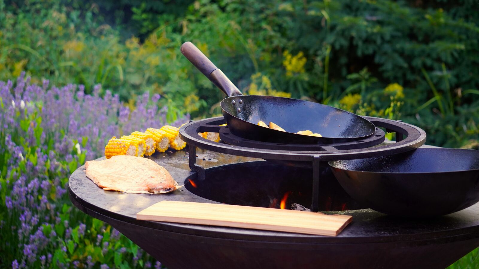 Sony E 55-210mm F4.5-6.3 OSS sample photo. Barbecue, fire, flame photography