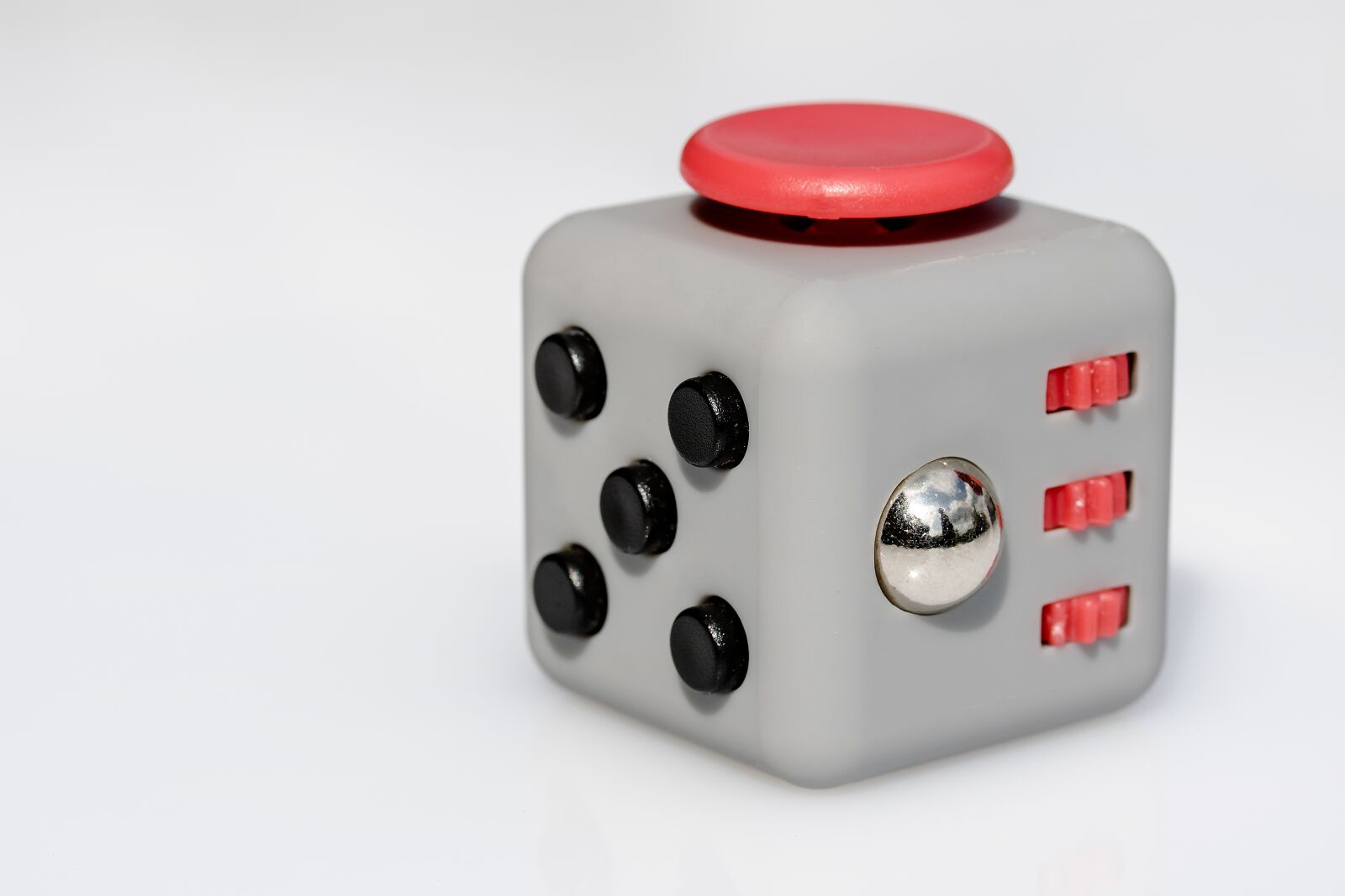 Canon EF-S 60mm F2.8 Macro USM sample photo. Fidget cube, vinyl dice photography