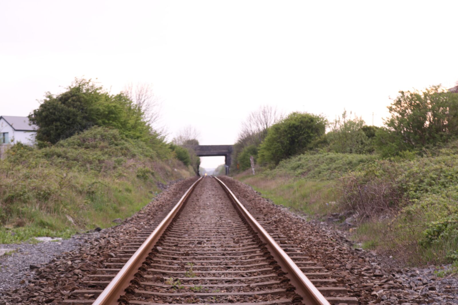 Canon EOS 750D (EOS Rebel T6i / EOS Kiss X8i) sample photo. Train line, train track photography