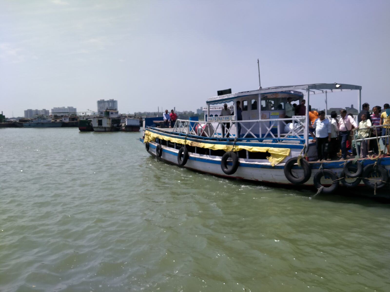 OPPO A5 2020 sample photo. Nature, boat, kolkata photography