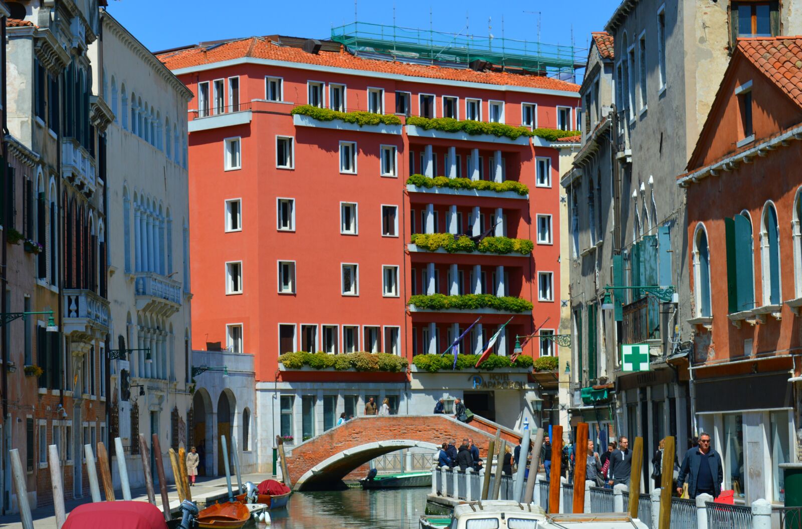 Nikon D3200 sample photo. Balcony, boats, bridge, hotel photography