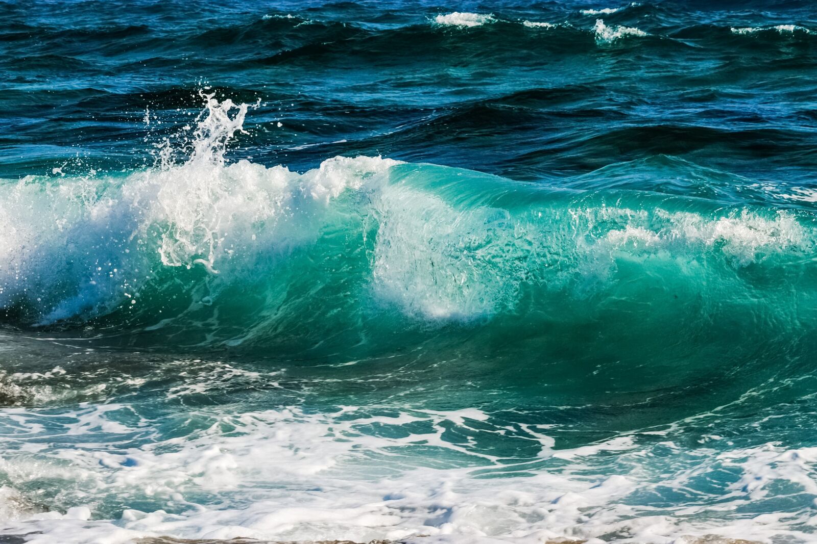 Nikon D3300 sample photo. Wave, smashing, foam photography