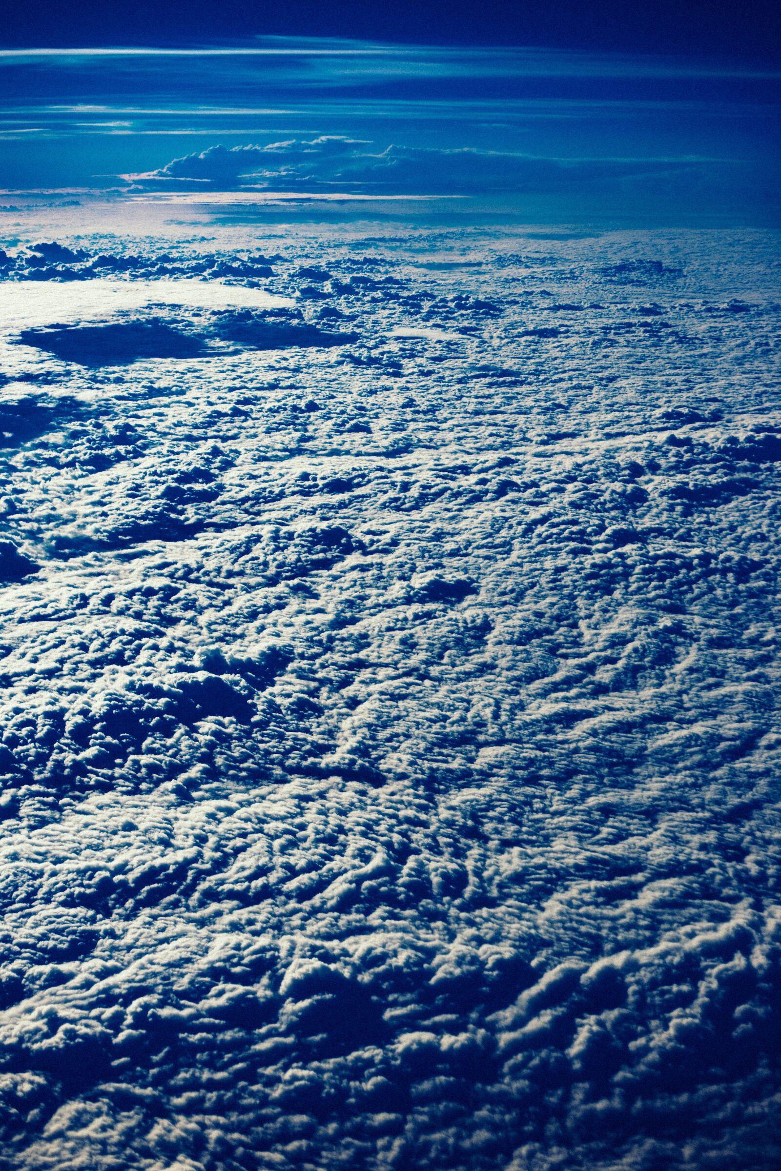 Canon EOS 6D + Canon EF 50mm F1.8 STM sample photo. Clouds, cloudy, flying photography