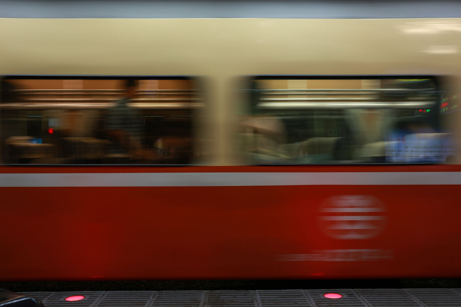 Canon EOS M sample photo