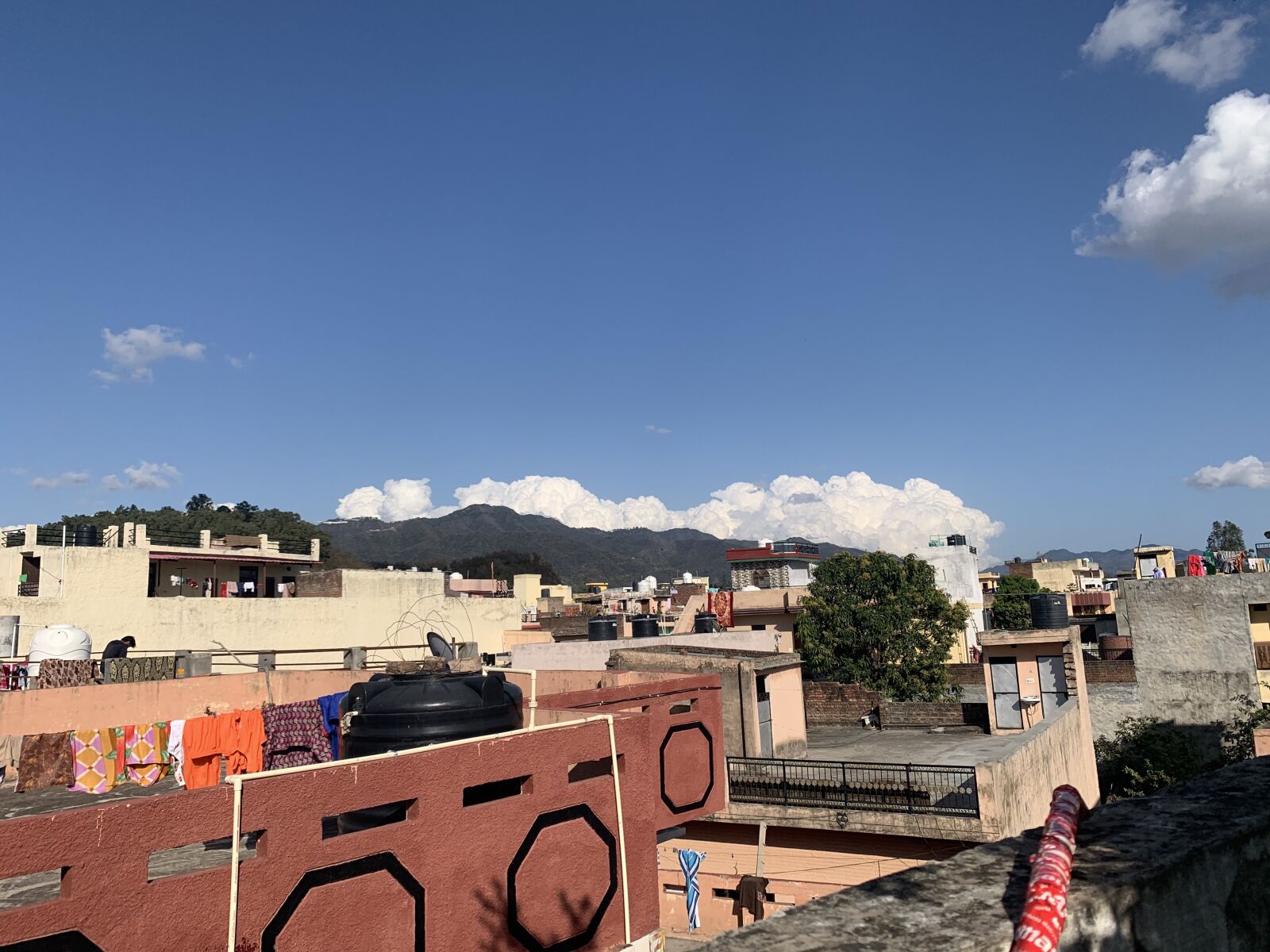 Apple iPhone XR sample photo. Clouds, white cloud, sky photography