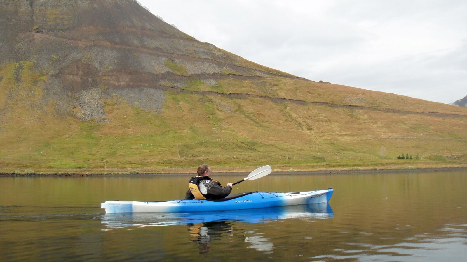 Sony DSC-TX1 sample photo. Kayak, isafjordur, iceland photography