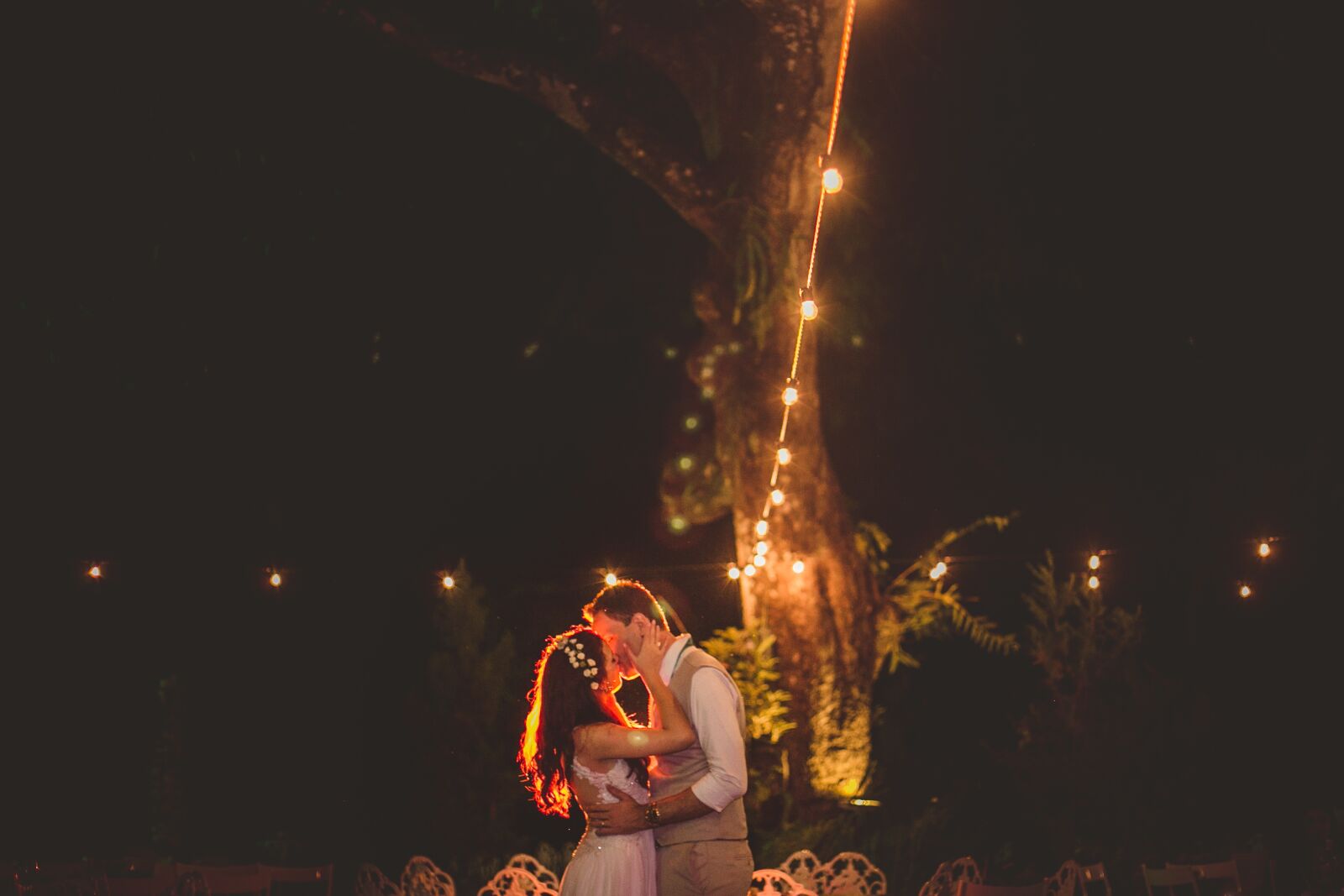 Canon EF 50mm F1.4 USM sample photo. Marriage, casal, lights photography