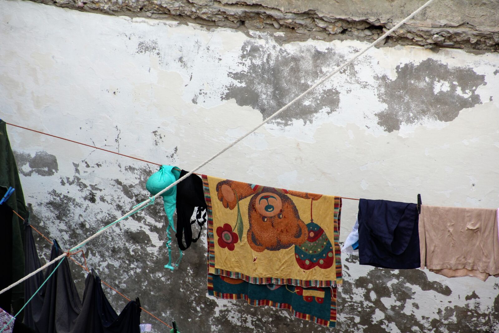 Canon EOS 60D sample photo. Laundry, clothes line, dry photography