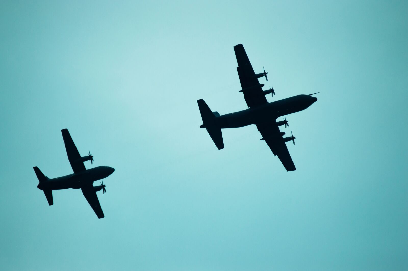Nikon D3200 sample photo. Air, training, transport photography
