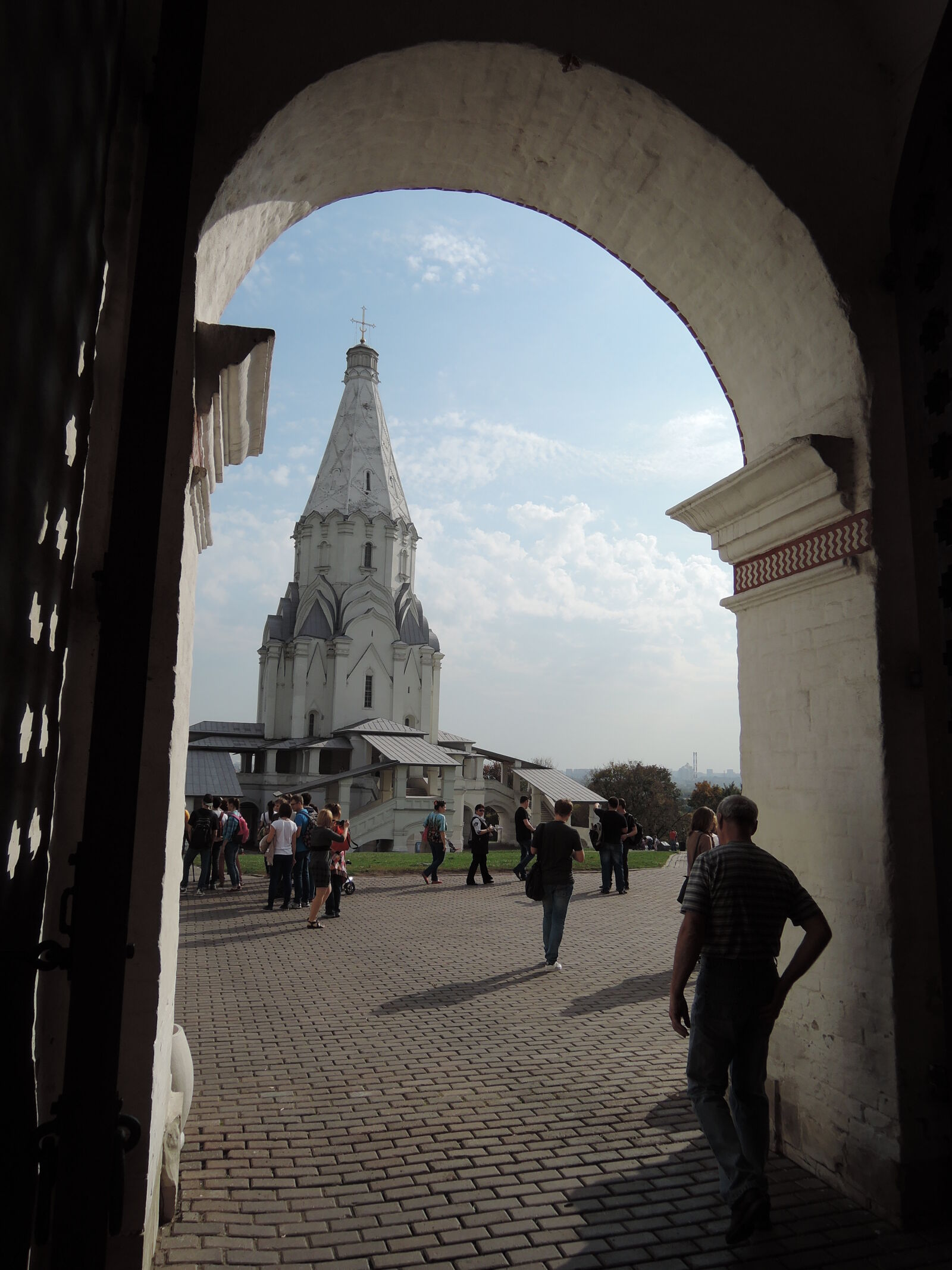 Nikon Coolpix P330 sample photo. Kolomenskoe, moscow, park photography