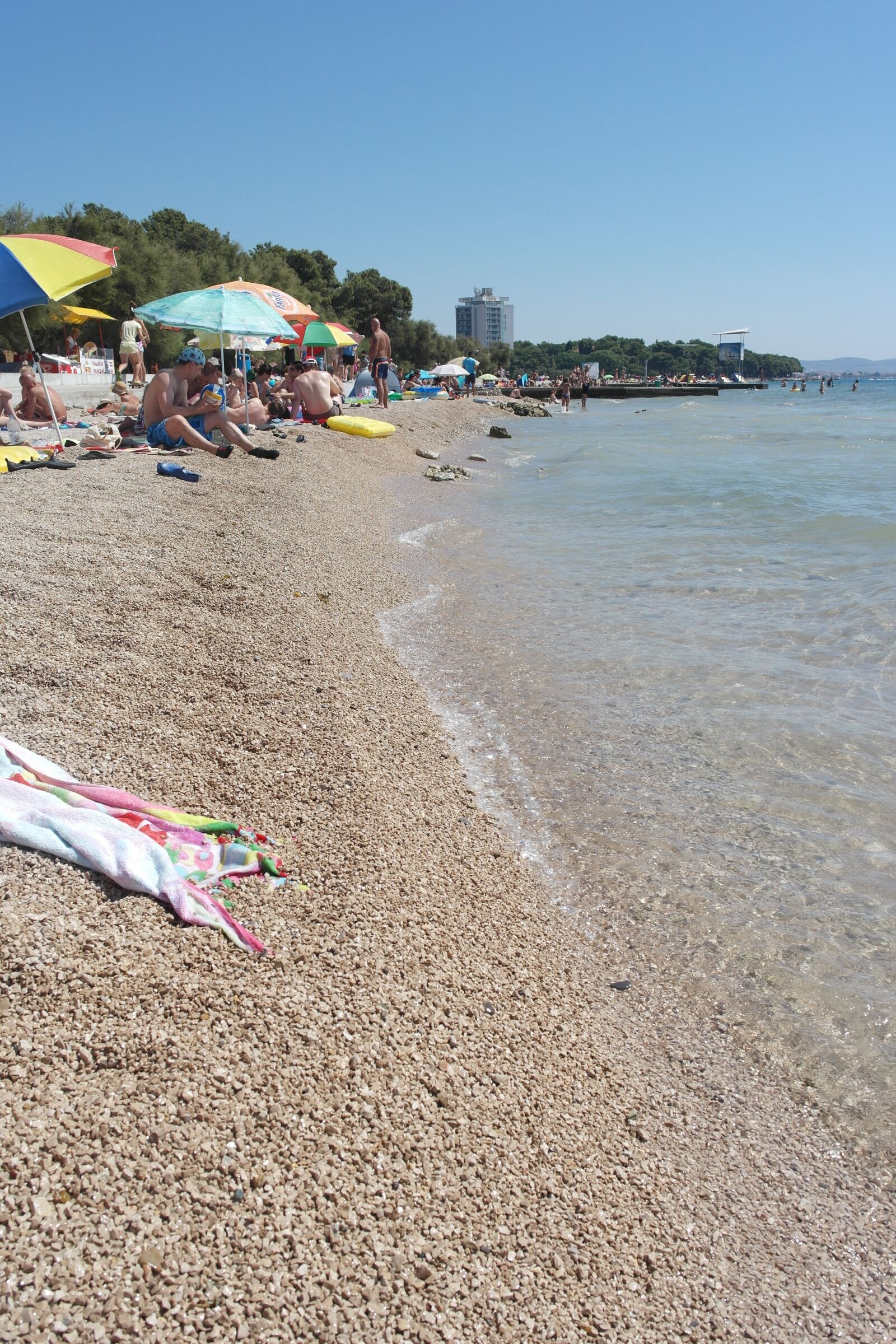 Samsung NX1000 sample photo. Beach, holidays, sea photography