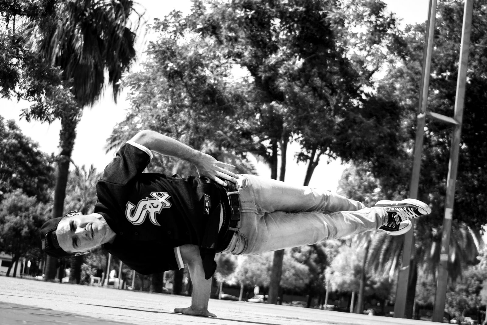 Nikon D3100 sample photo. Guy, dance, acrobatics photography