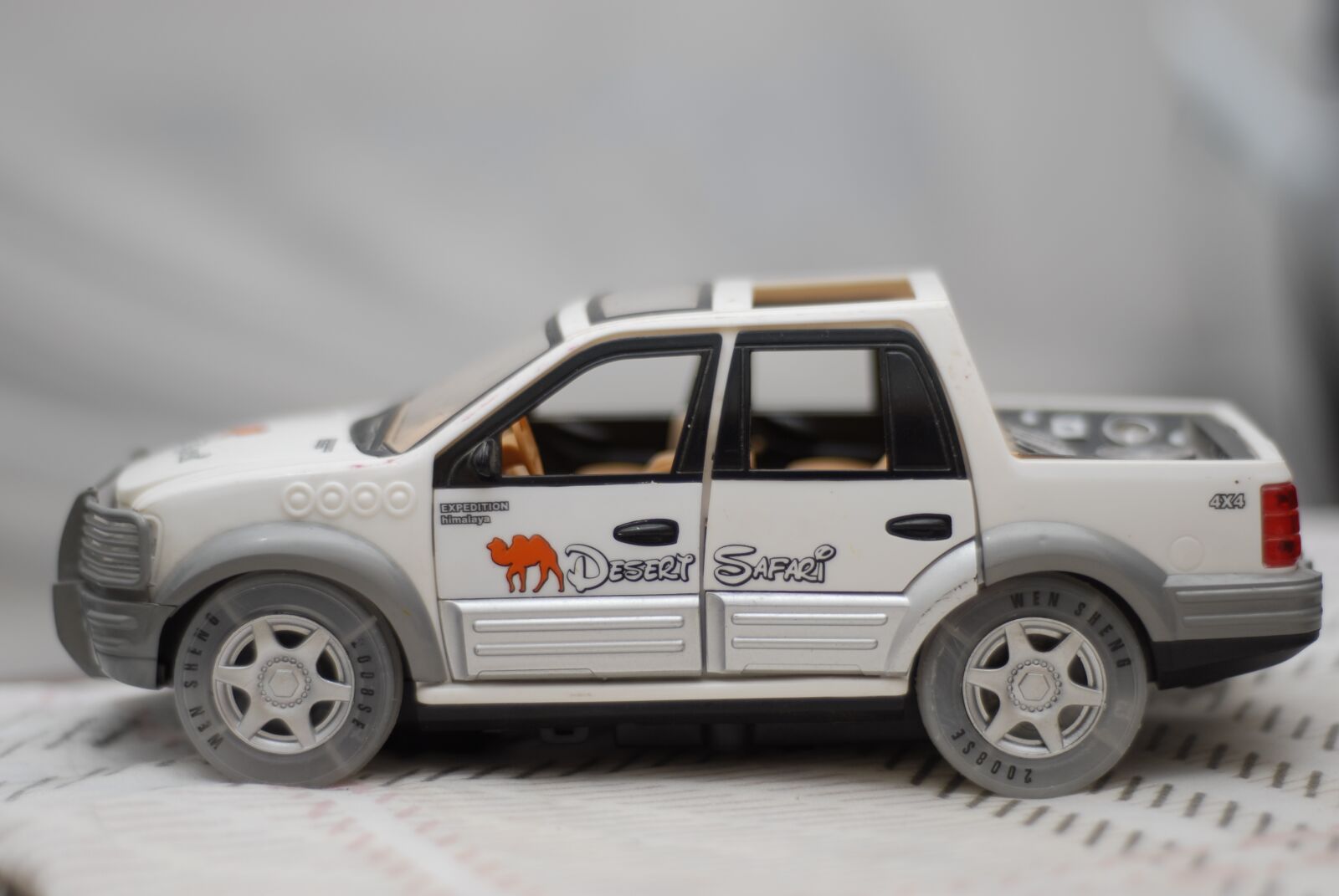 Nikon D200 sample photo. Auto, toy, truck photography