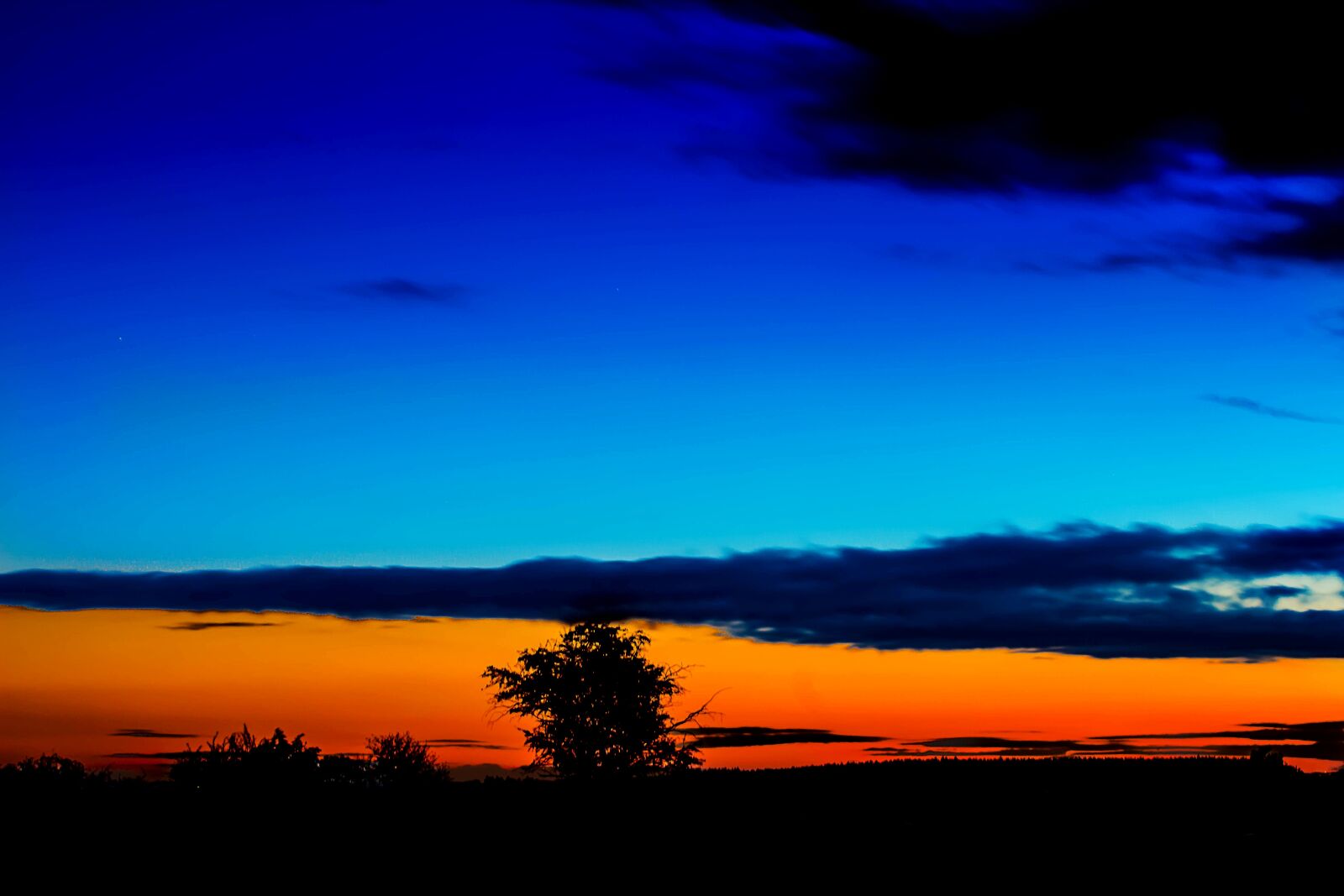 Canon EOS 650D (EOS Rebel T4i / EOS Kiss X6i) sample photo. Sunset, blue hour, sky photography