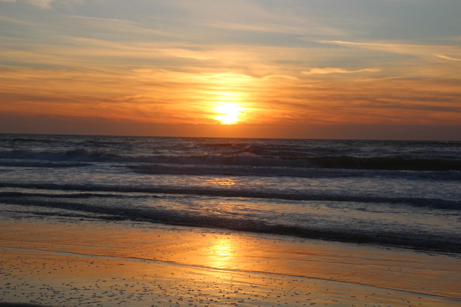 Canon EOS 100D (EOS Rebel SL1 / EOS Kiss X7) sample photo. Sunset, beach, sea photography