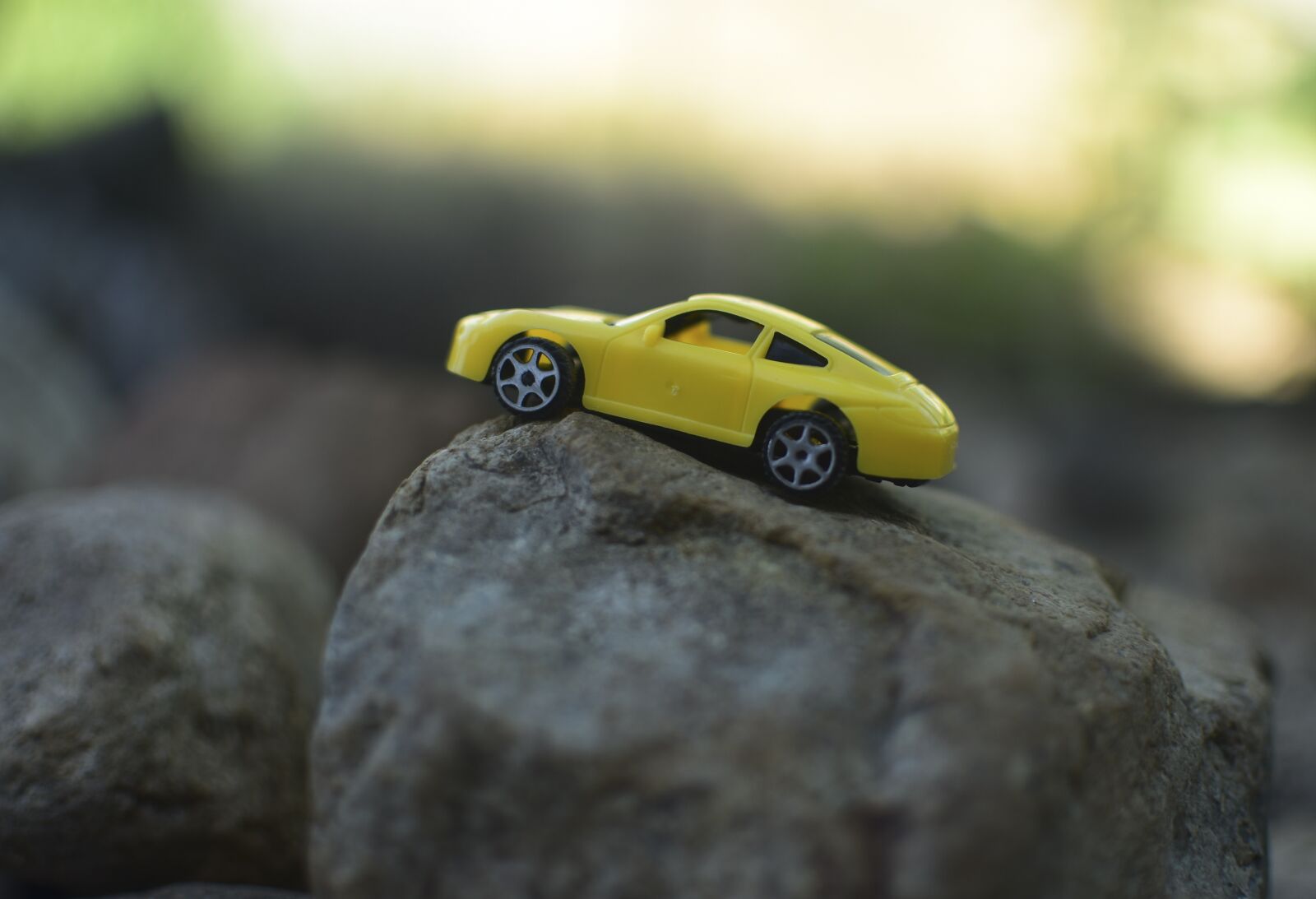 Nikon D3400 sample photo. Car, model, rock photography