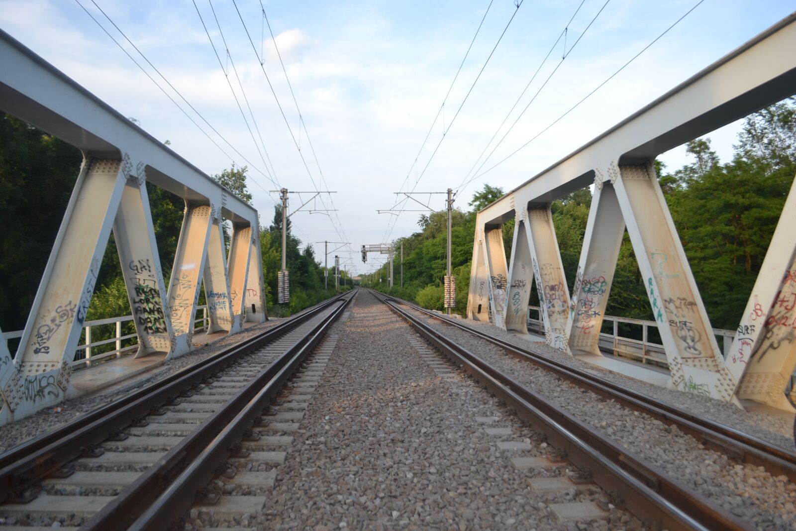 Nikon D3100 sample photo. Bucharest, romania, railway photography