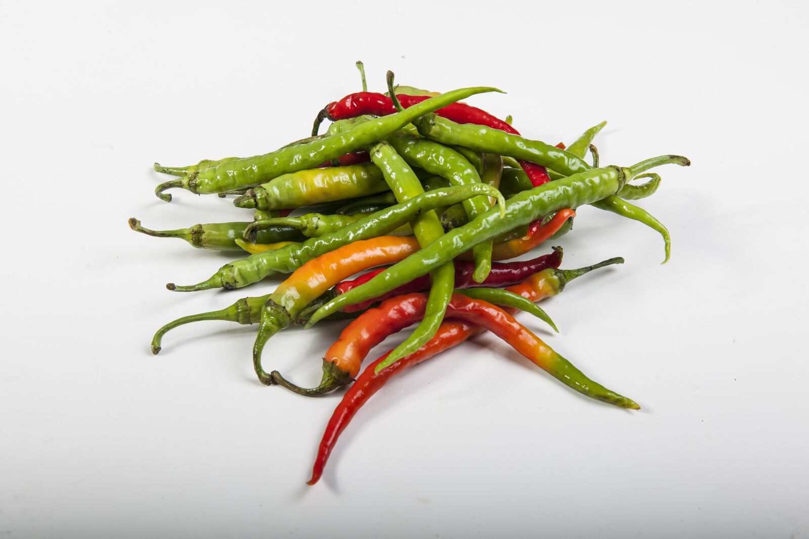 Nikon D3X sample photo. Chilli peppers, chilis, green photography