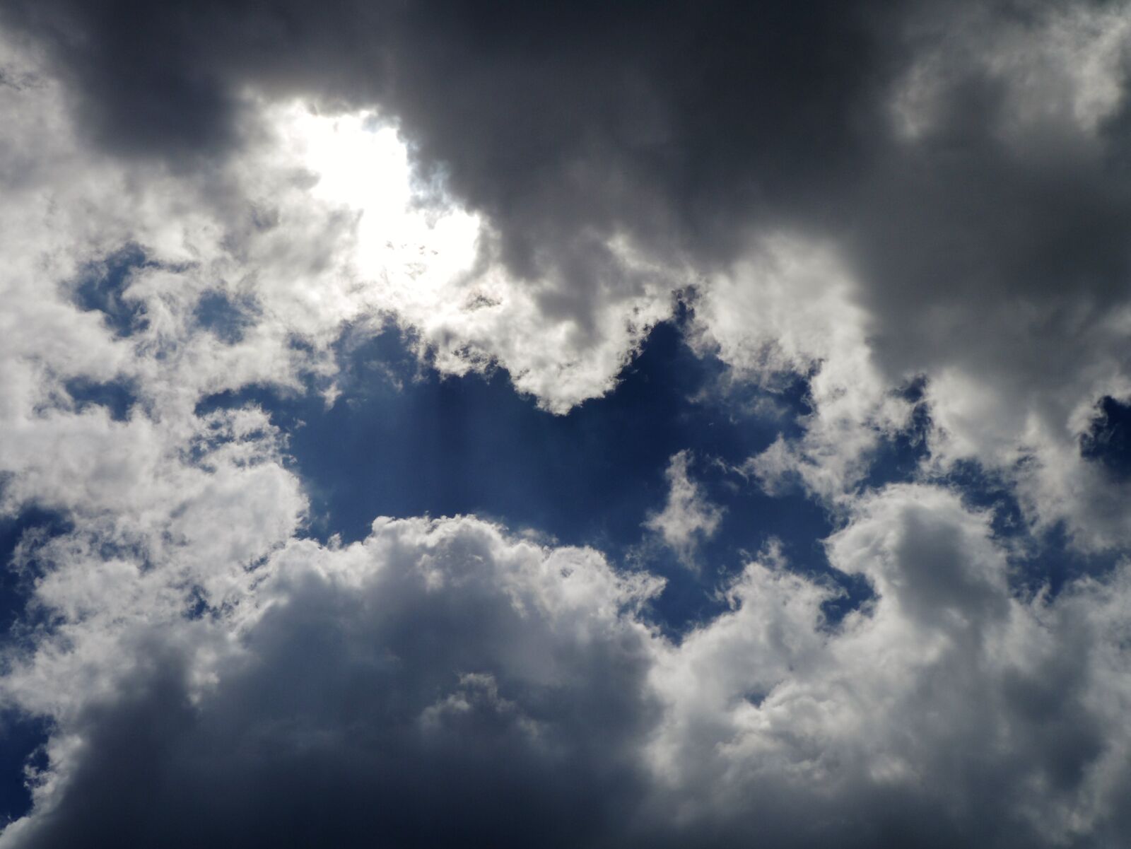 Panasonic Lumix DMC-GX1 sample photo. Sky, cloud, sun photography