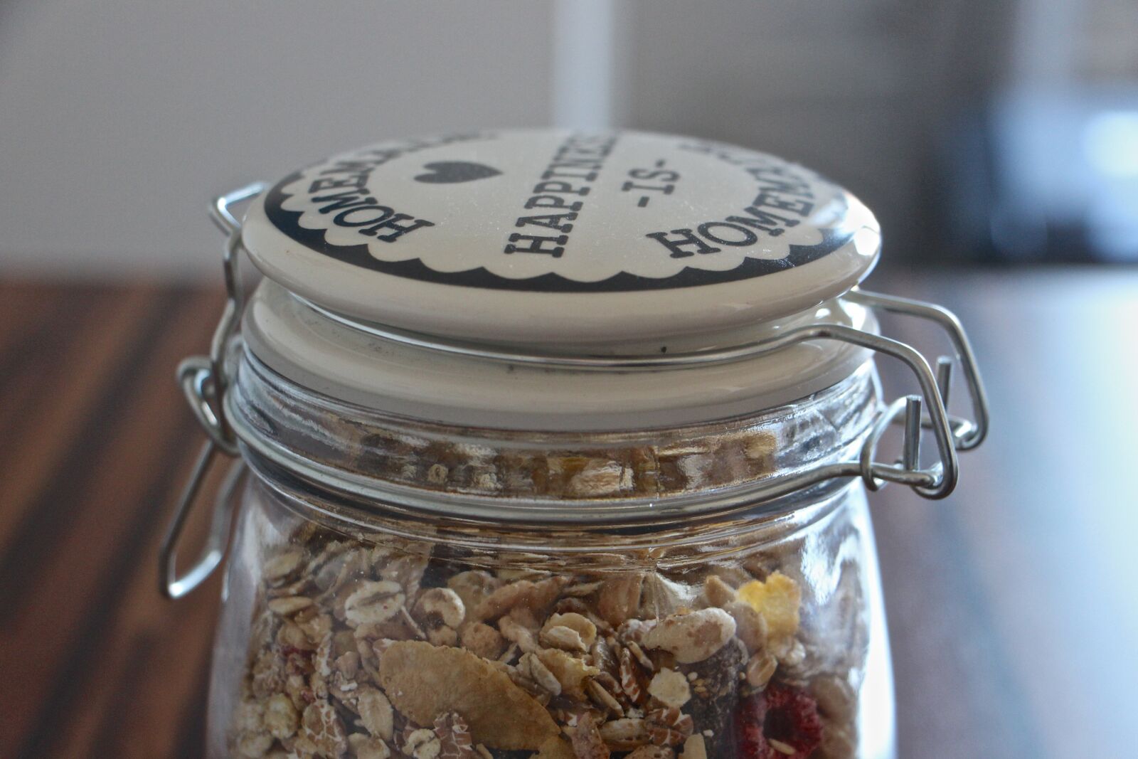 Canon EOS 700D (EOS Rebel T5i / EOS Kiss X7i) sample photo. Glass, vessel, glass jar photography