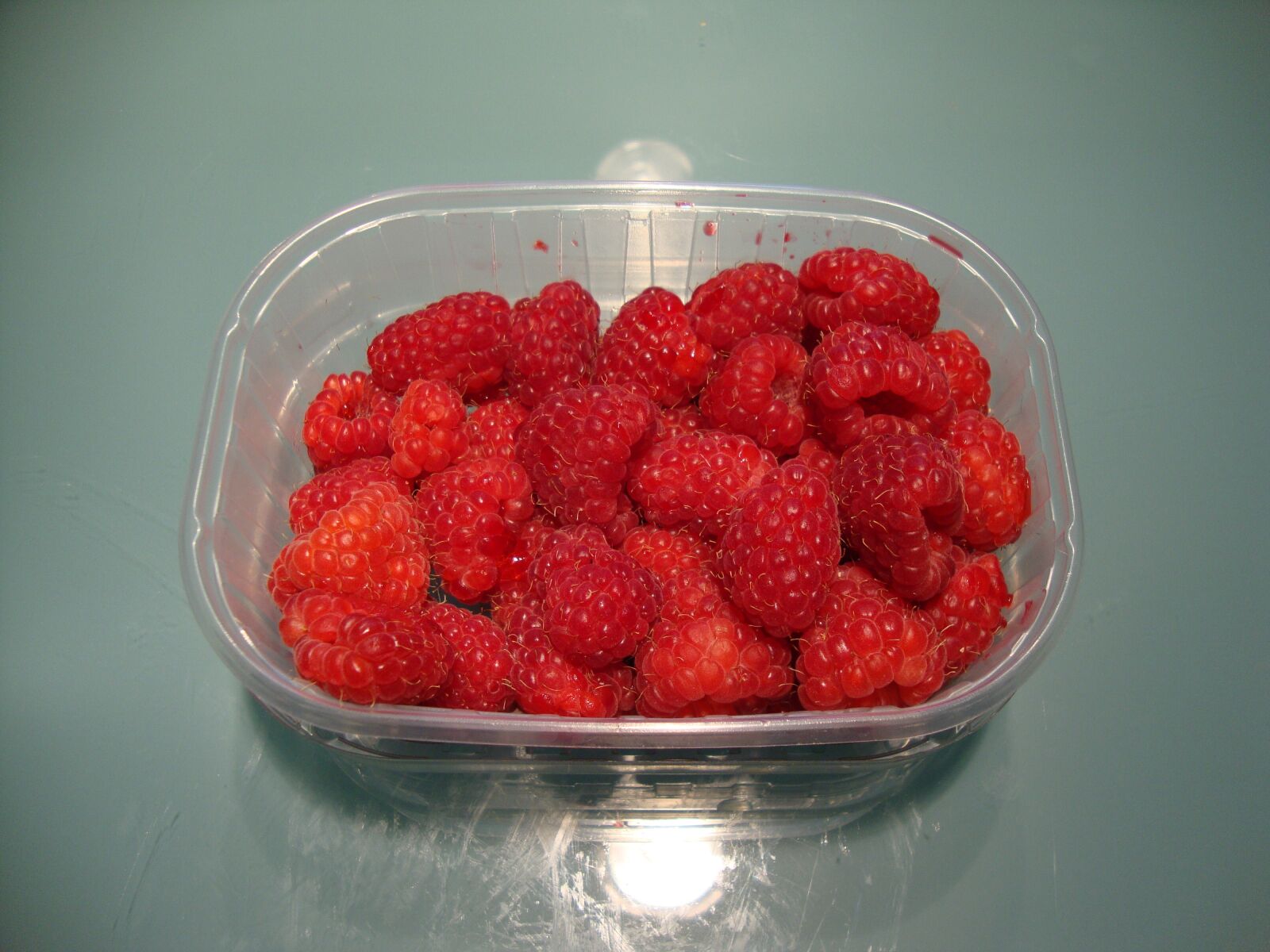 Sony Cyber-shot DSC-W230 sample photo. Raspberry, food, nutrition photography