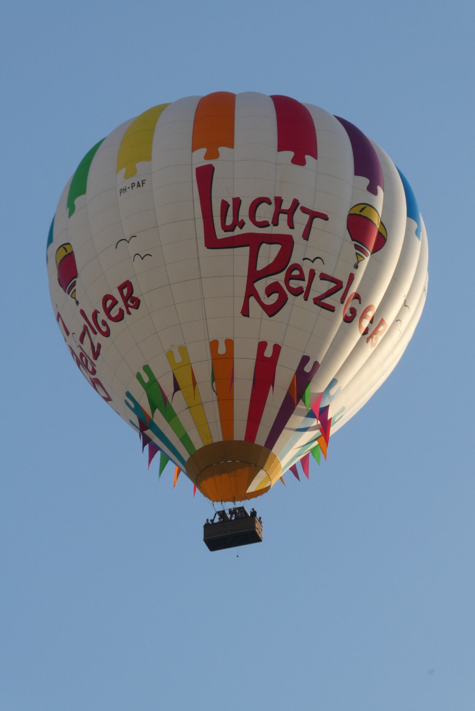 Panasonic Lumix DC-ZS70 (Lumix DC-TZ90) sample photo. Hot air balloon, balloon photography