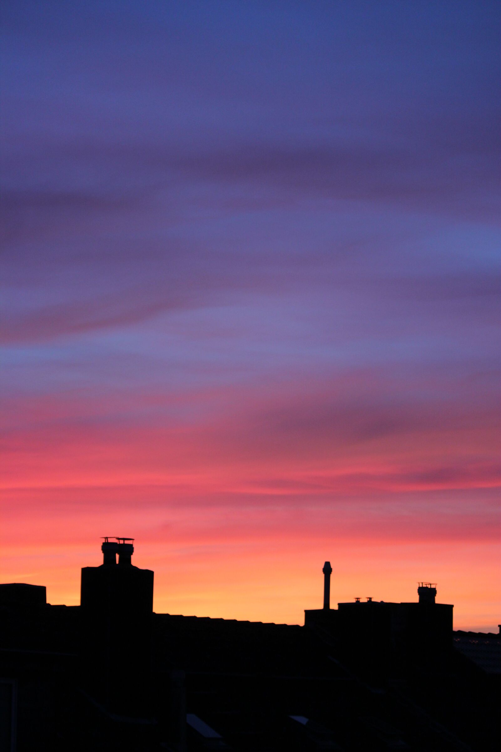 Canon EOS 550D (EOS Rebel T2i / EOS Kiss X4) sample photo. Sunset, chimney, sky photography