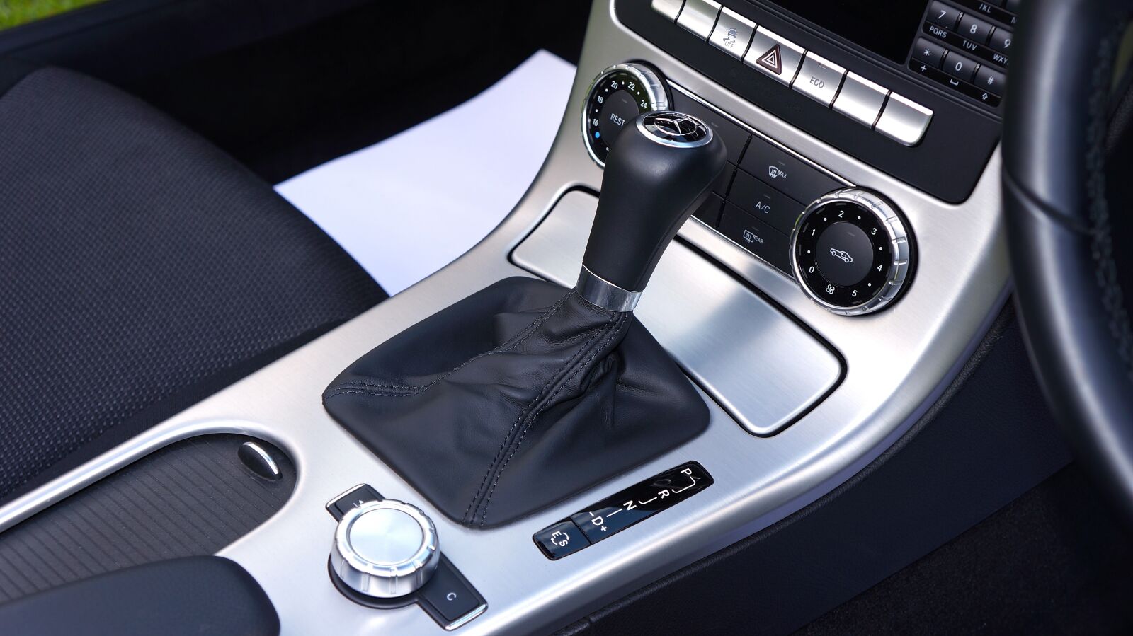 Sony Alpha NEX-5N sample photo. Mercedes-benz, car, transport photography