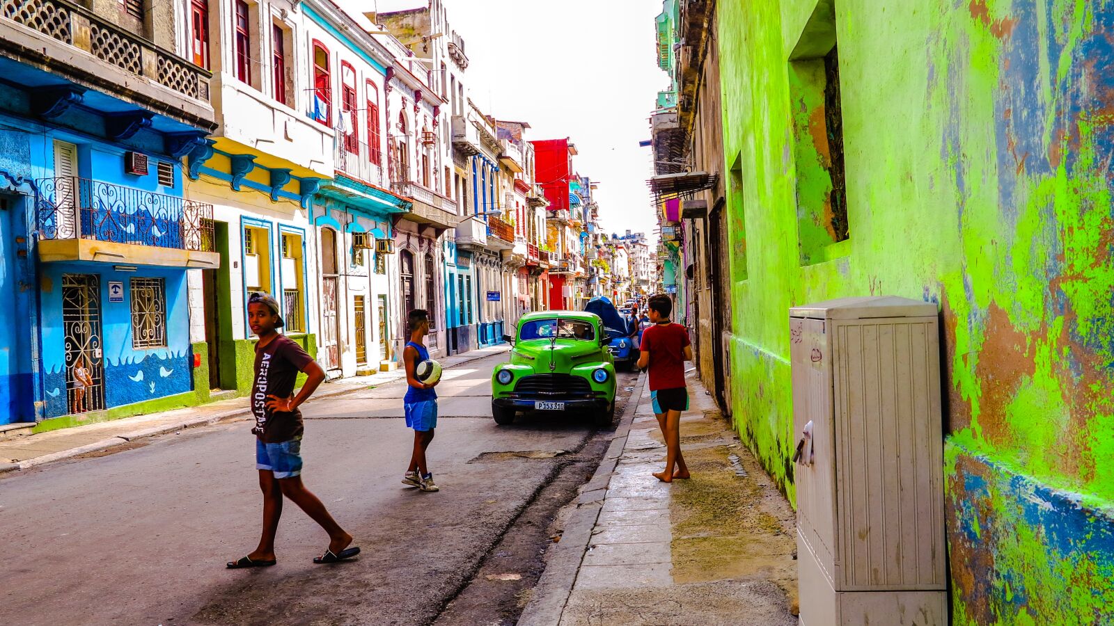 Canon PowerShot G1 X sample photo. Cuba, havana, old houses photography
