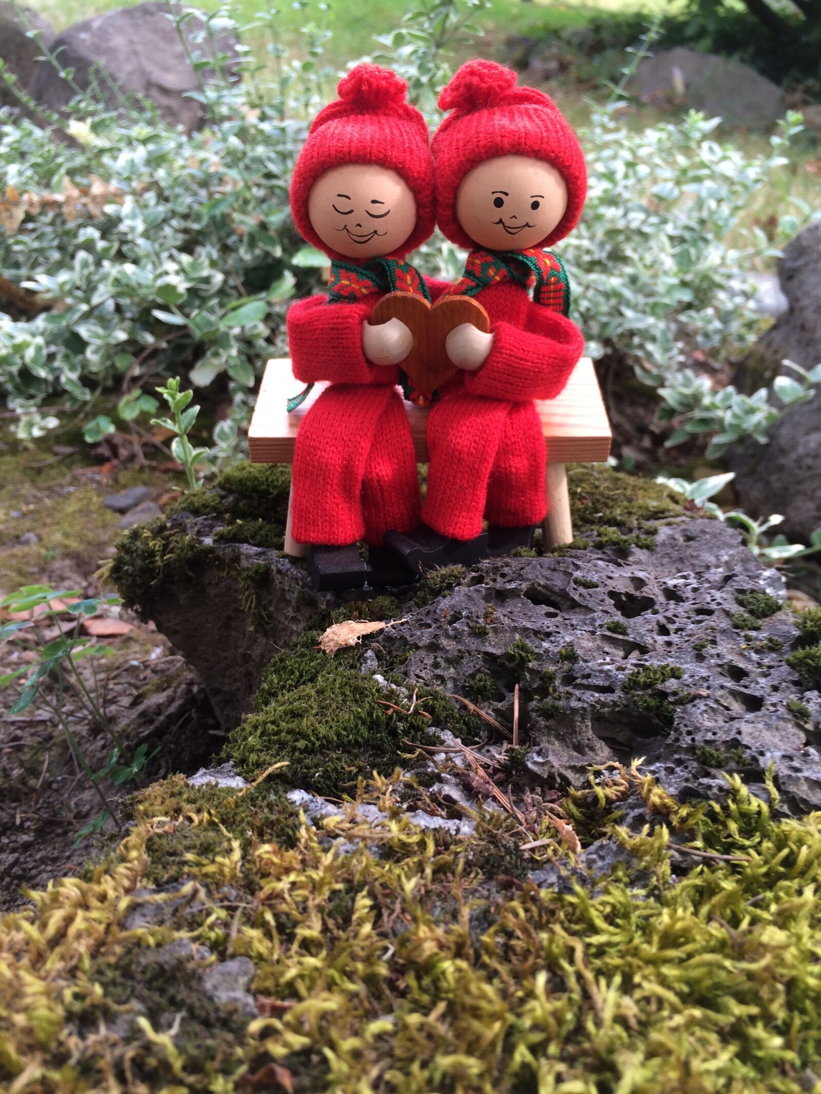 iPhone 5s back camera 4.15mm f/2.2 sample photo. Scandinavian, tompte, elves photography