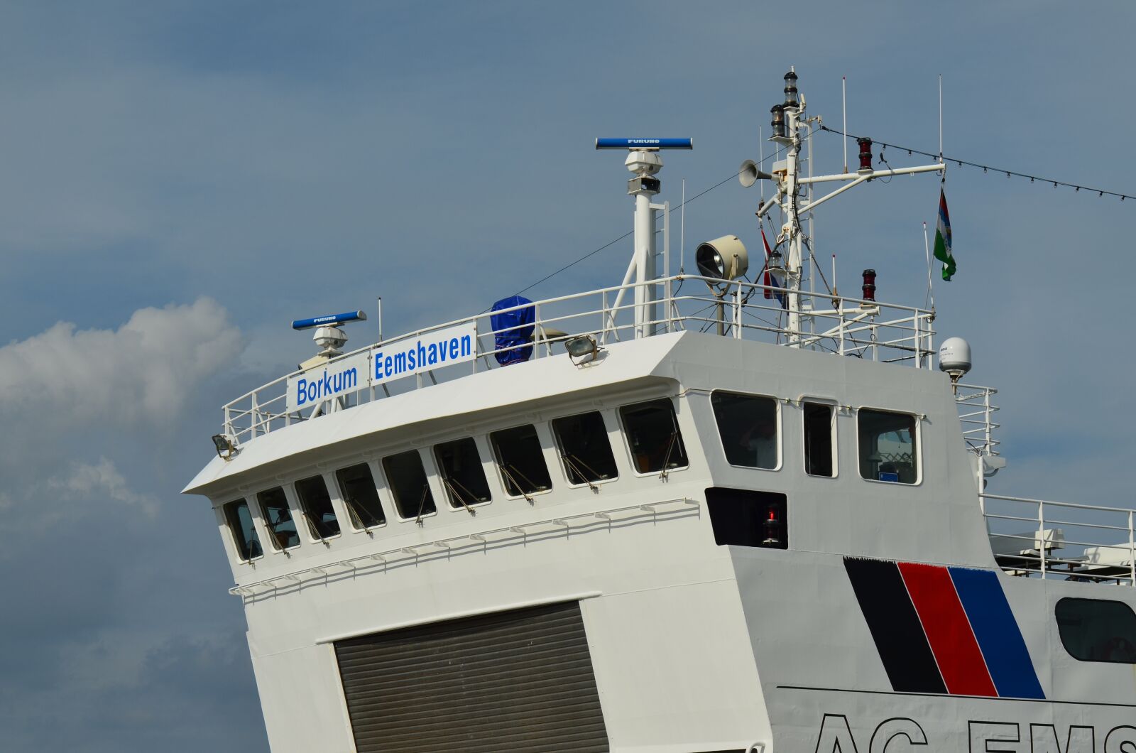 Nikon D5100 sample photo. Borkum, ferry, the control photography