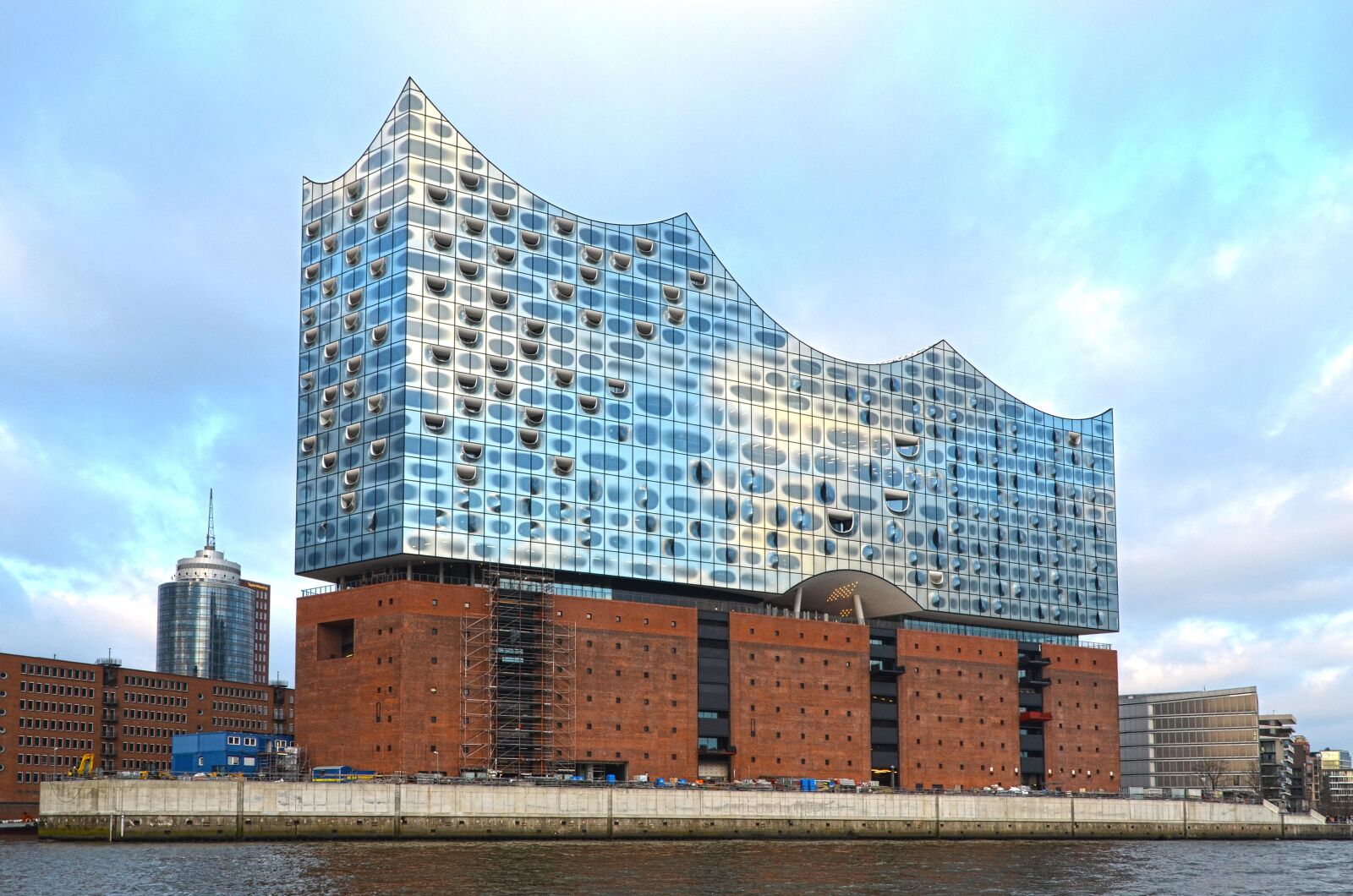 Nikon D5100 sample photo. Hamburg, elbe philharmonic hall photography