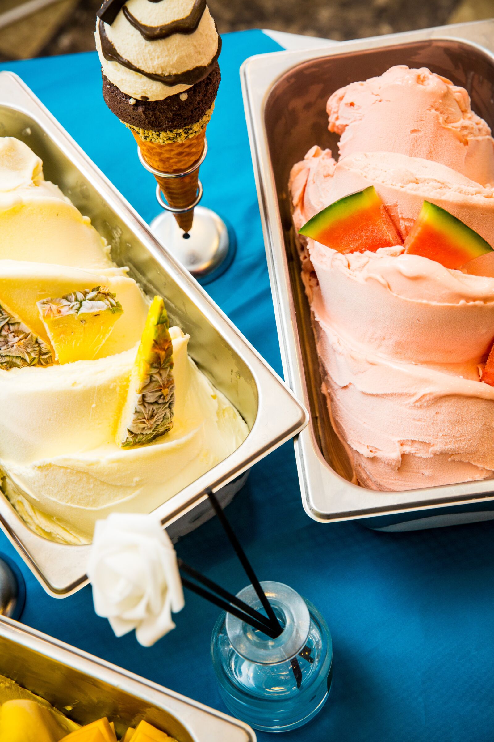 Canon EF 24-70mm F2.8L II USM sample photo. Gelato, pineapple, watermelon photography
