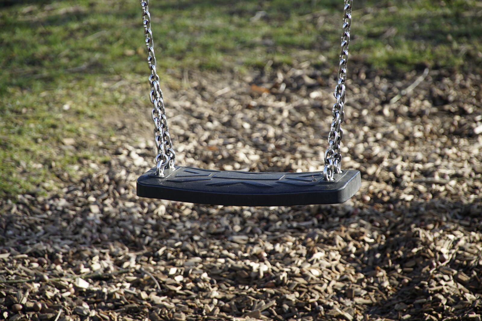 Sony a7R II + Sony E PZ 18-105mm F4 G OSS sample photo. Corona, playground, sunshine photography
