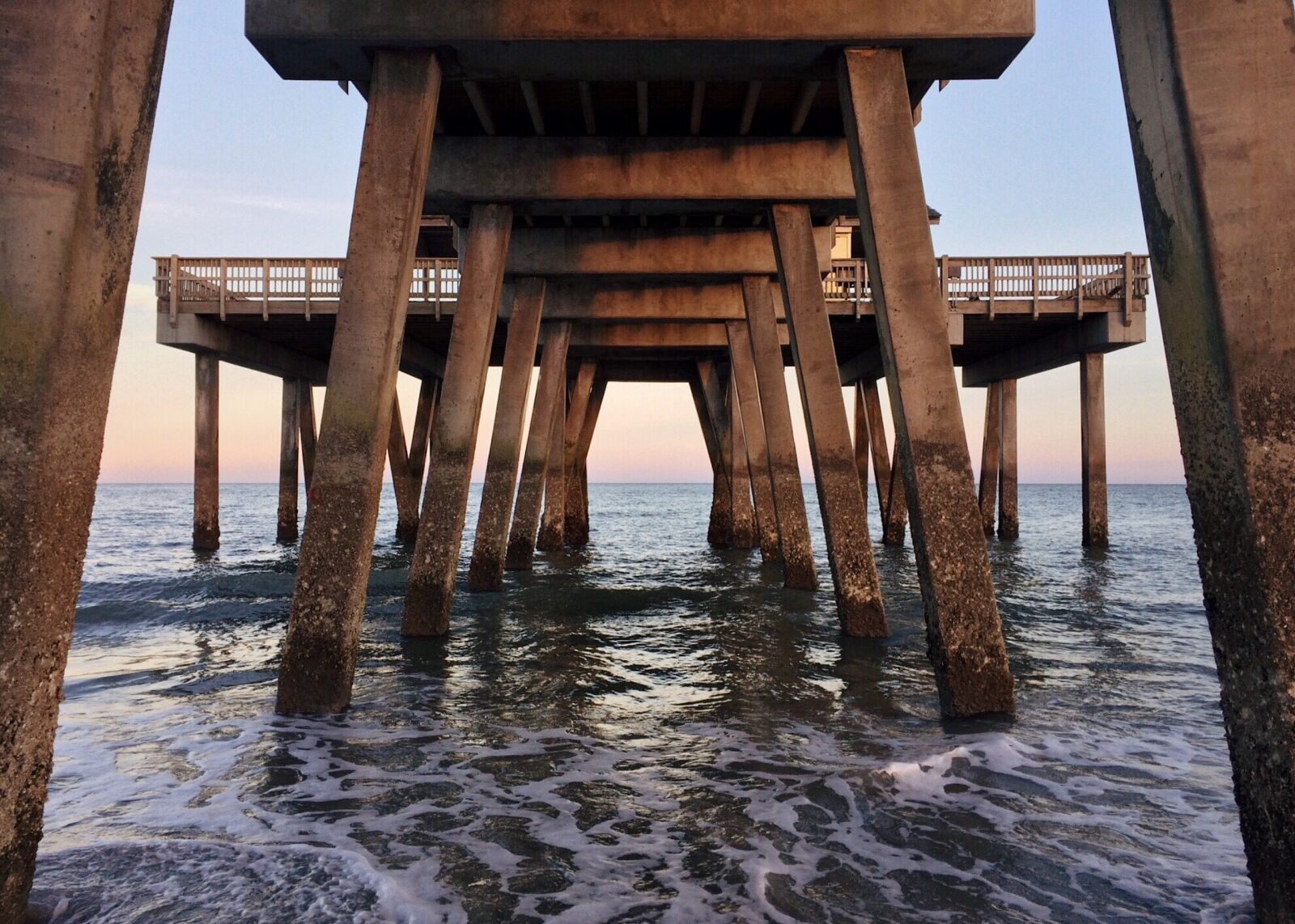 iPhone 5s back camera 4.15mm f/2.2 sample photo. Pier beach, ocean, water photography