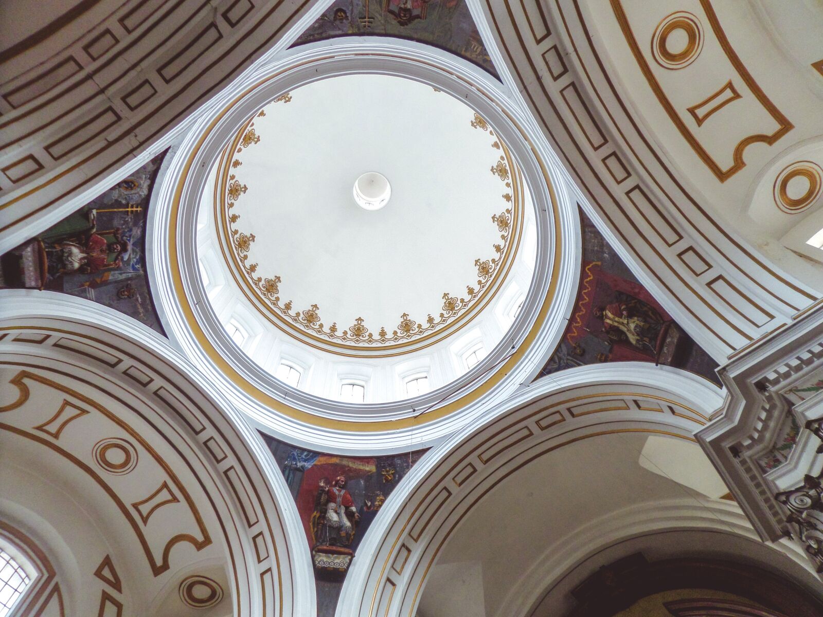 Samsung WB30F/WB31F/WB32F sample photo. Church, dome, architecture photography