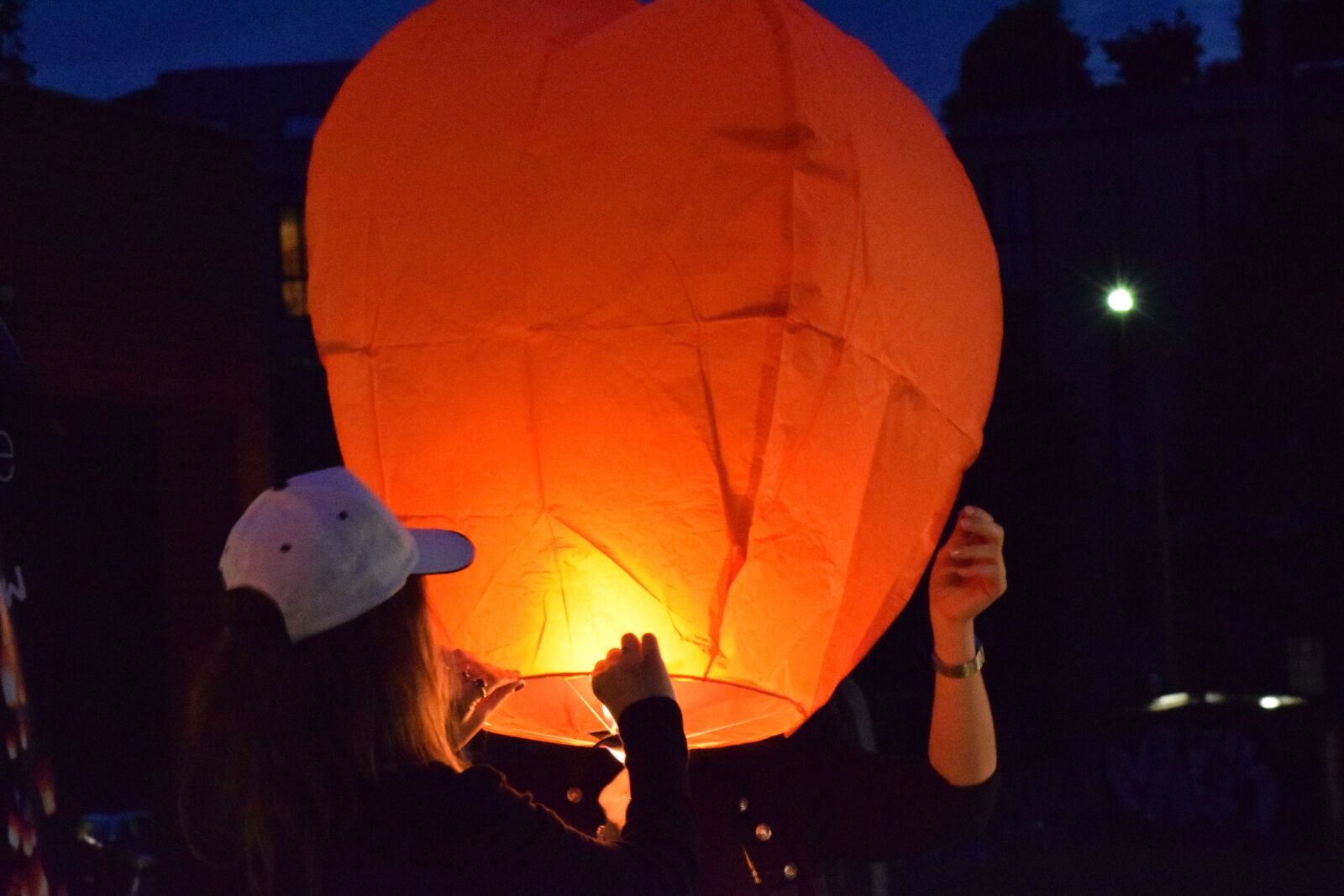 Nikon D3300 sample photo. Hot-air ballooning, bright balloon photography