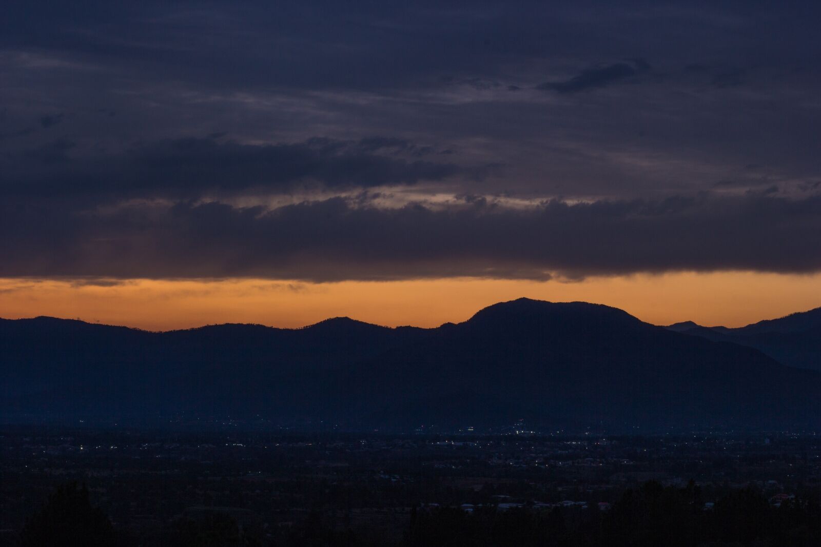 Canon EOS 60D + Canon EF 50mm F1.8 II sample photo. Sunset, clouds, weather photography