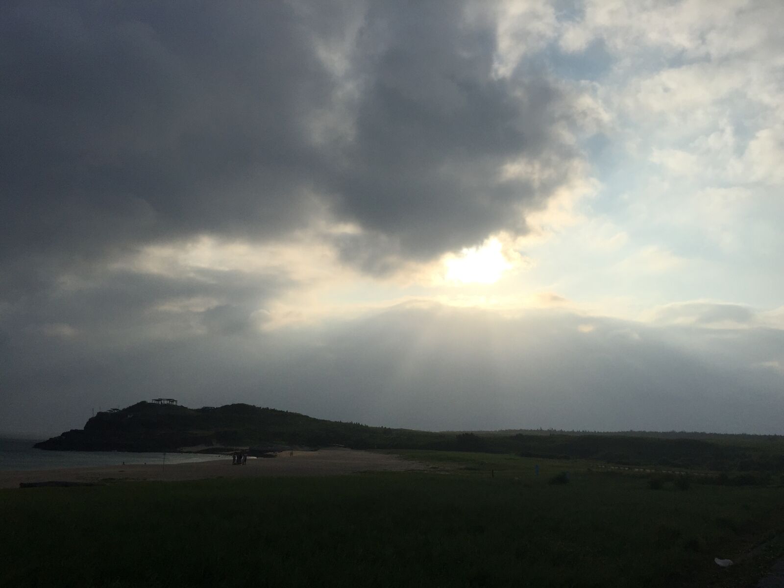 iPhone 6 Plus back camera 4.15mm f/2.2 sample photo. Sky, taiwan, landscape photography