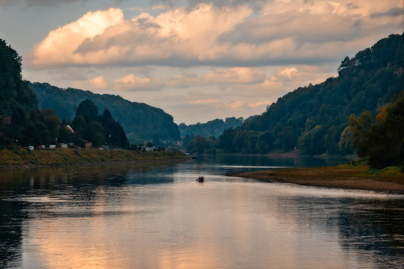 Nikon Z6 sample photo. River, boat, evening photography