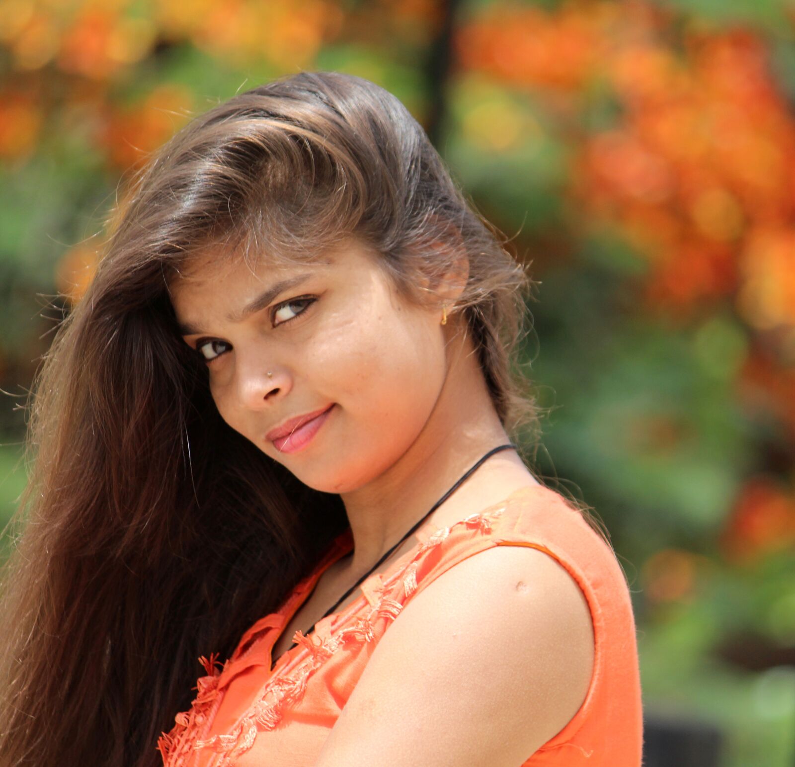 Canon EOS 700D (EOS Rebel T5i / EOS Kiss X7i) sample photo. Girl, thinking, thought photography