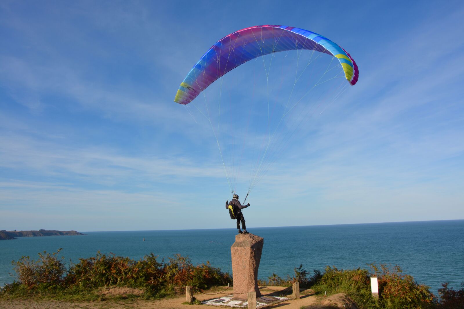 Nikon D5200 sample photo. Paragliding-paraglider, paraglider pilots landed photography
