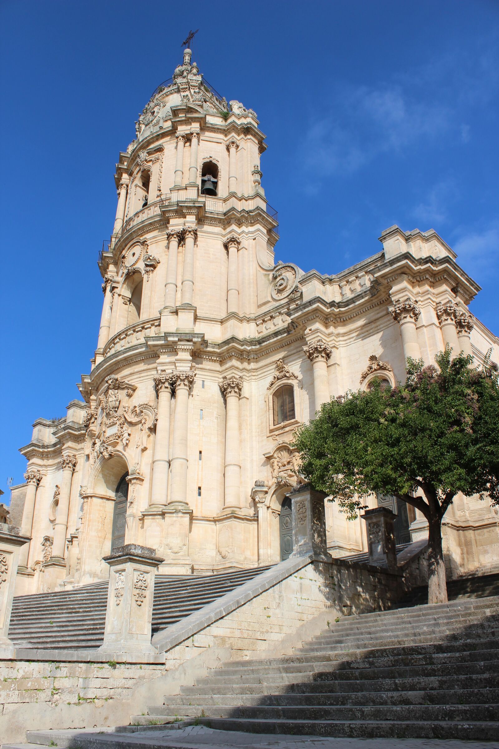 Canon EOS 600D (Rebel EOS T3i / EOS Kiss X5) sample photo. Duomo, edit, church photography