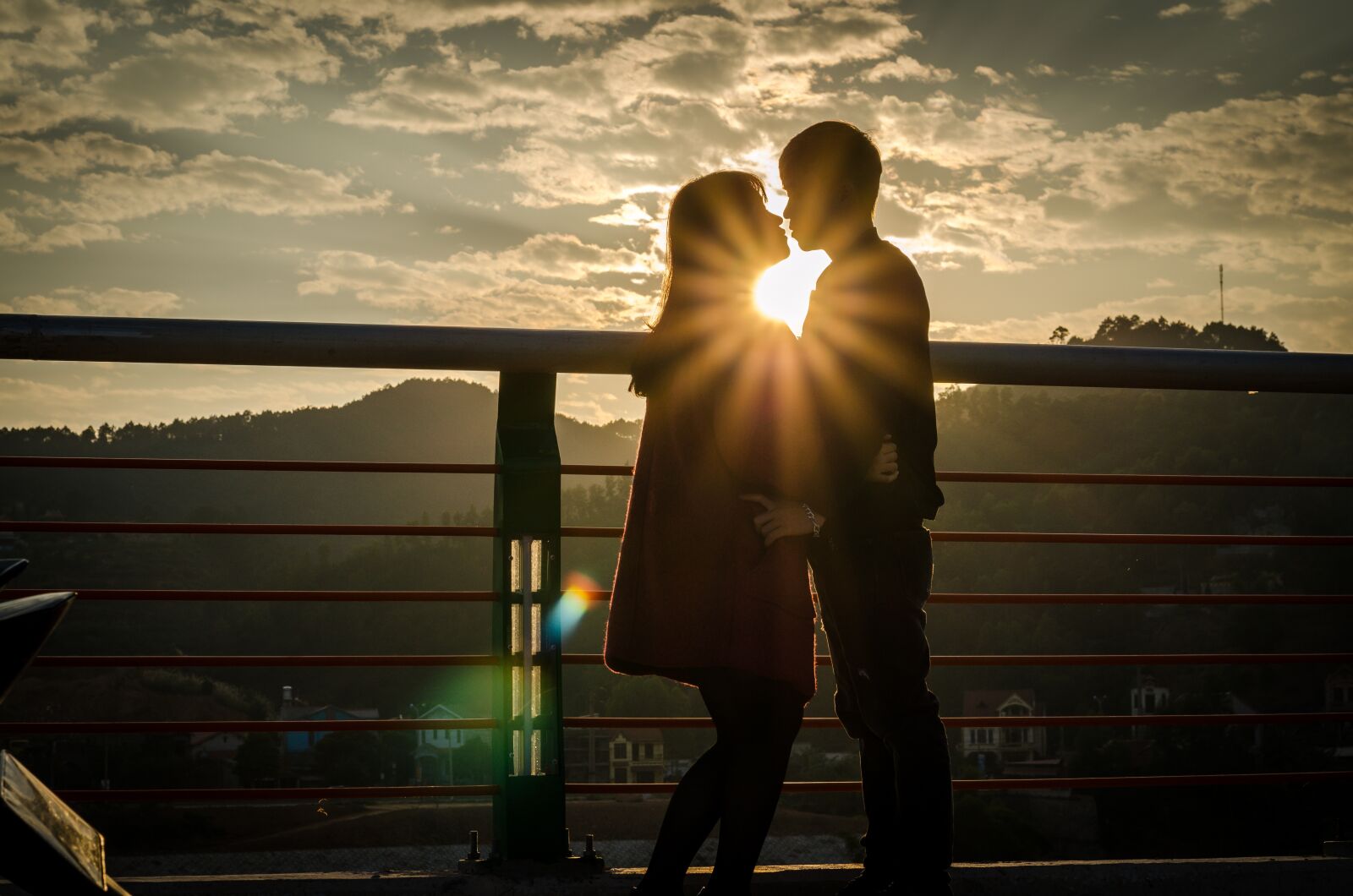 Nikon D5100 sample photo. Sunny, loves, couple photography