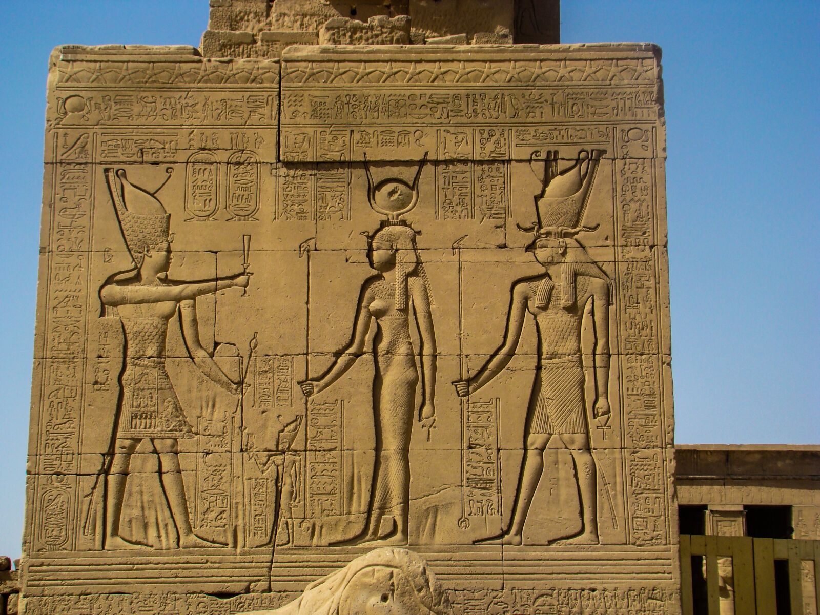 Sony DSC-H7 sample photo. Egypt, dandarah, hieroglyphs photography