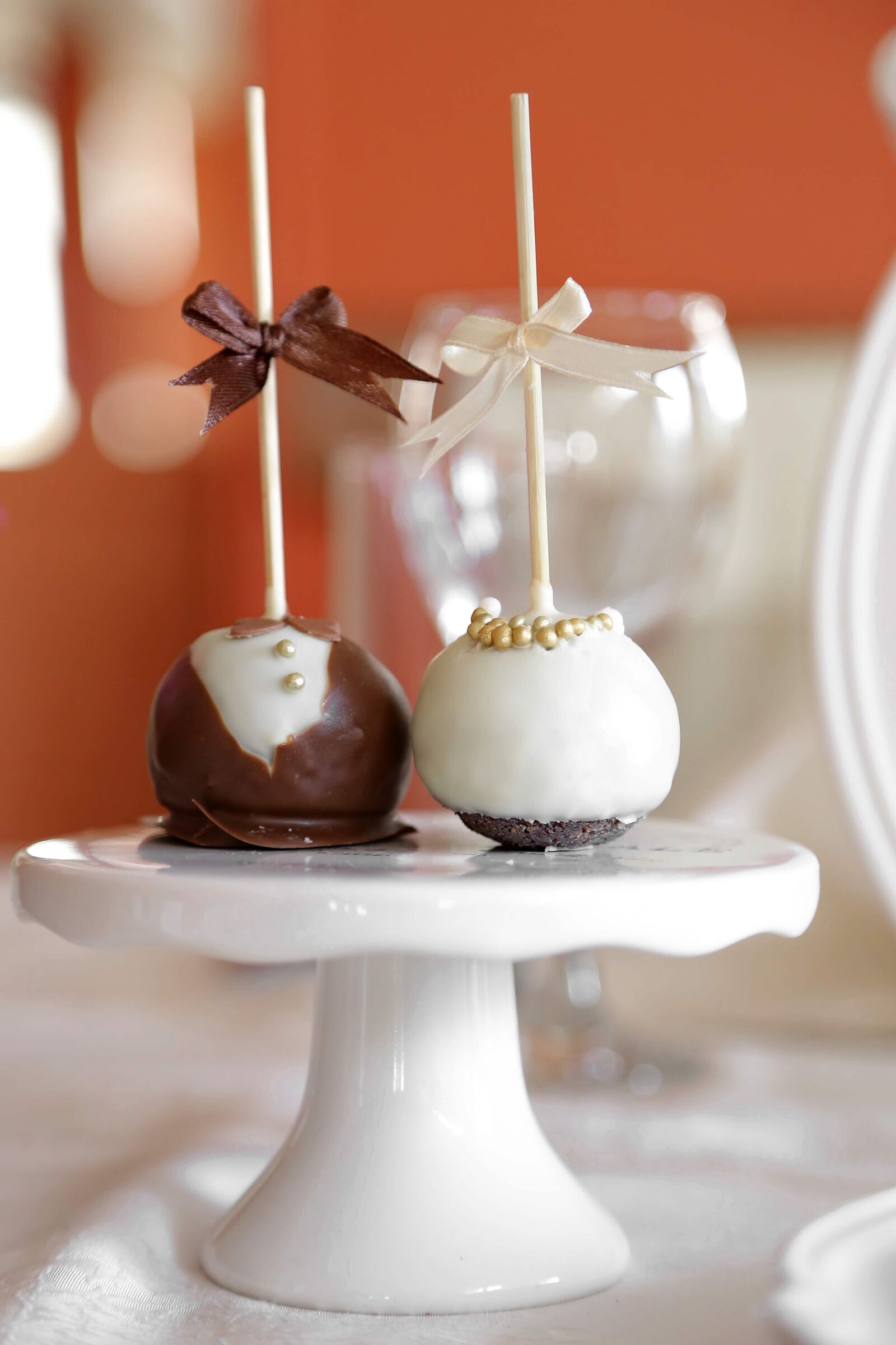 Canon EOS 6D sample photo. Bride, chocolates, delicious, groom photography