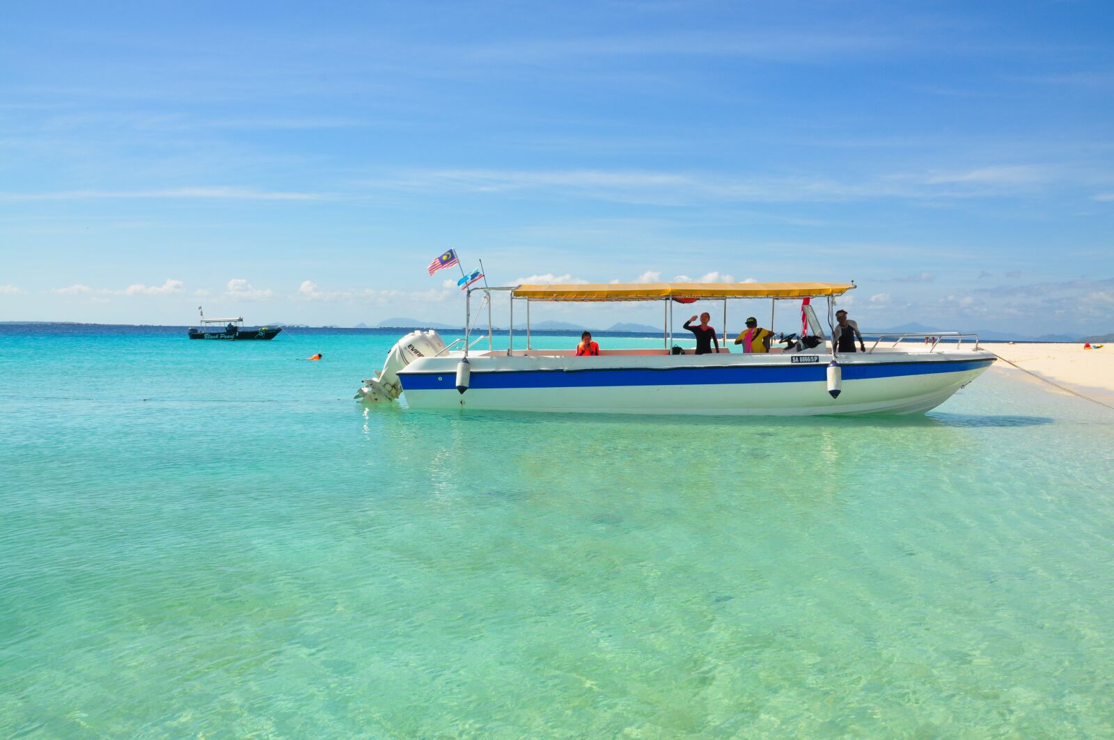 Nikon D90 sample photo. Mabul, island, semporna photography