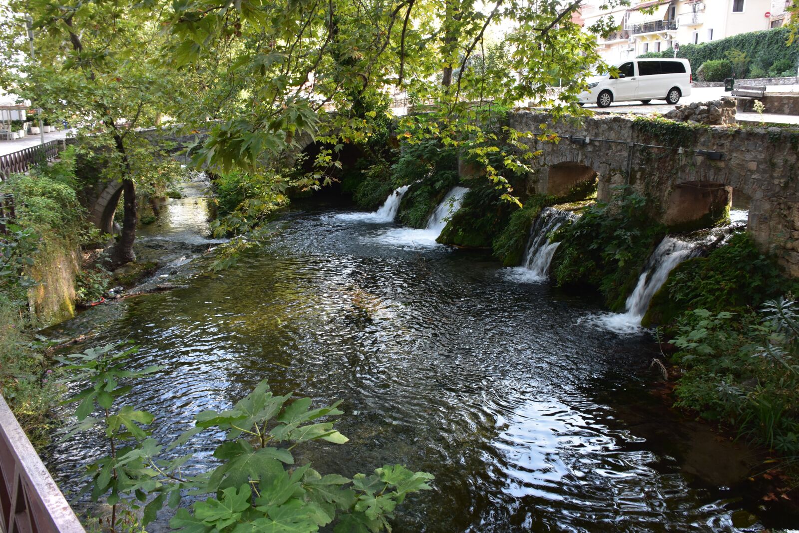 Nikon D3400 sample photo. Streaming, timeless, stream photography