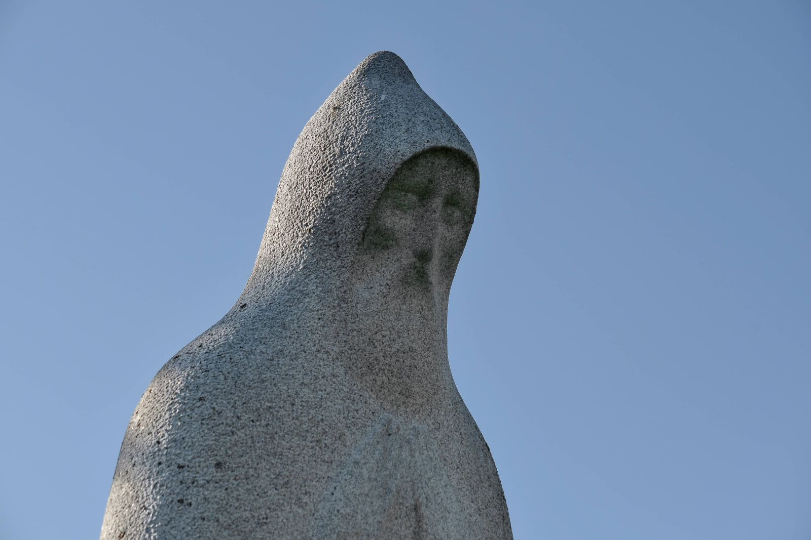 Nikon D5500 sample photo. Prayer, sculpture, megalith, art photography