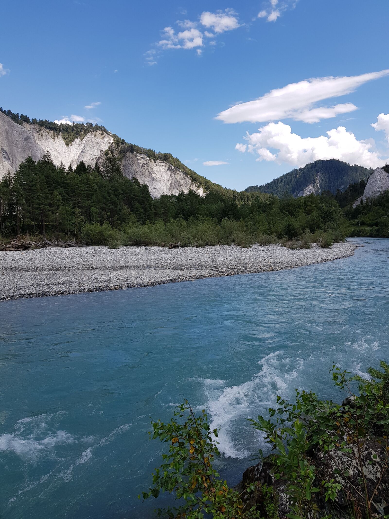 Samsung Galaxy S8 sample photo. Rhine gorge, rinaulta, graub photography